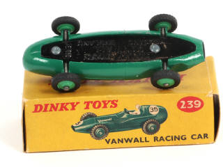 Lot 115 - DINKY TOYS (GB) (1)