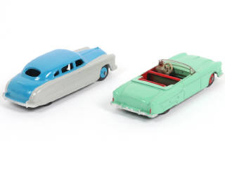 Lot 186 - DINKY TOYS (GB) (2)