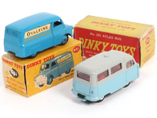 Lot 200 - DINKY TOYS (GB) (2)