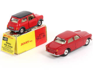Lot 199 - DINKY TOYS (GB) (2)