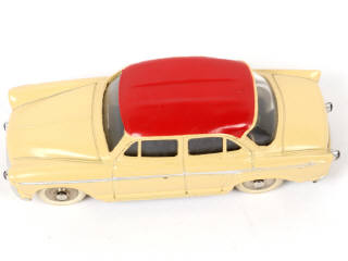 Lot 275 - DINKY TOYS (FRANCE) (1)