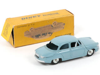 Lot 211 - DINKY TOYS (FRANCE) Série JUNIOR (1)
