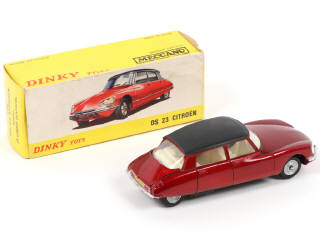 Lot 271 - DINKY TOYS (FRANCE) (1)