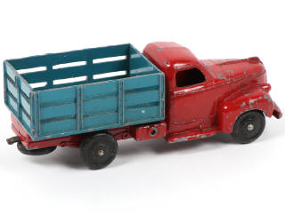 Lot 252 - DINKY TOYS (FRANCE) (1)