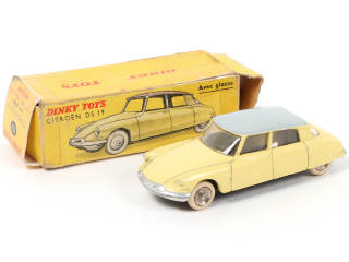 Lot 268 - DINKY TOYS (FRANCE) (1)