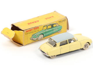 Lot 268 - DINKY TOYS (FRANCE) (1)