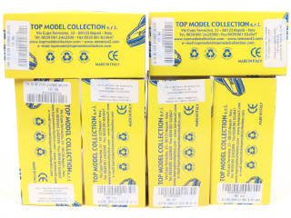 Lot 208 - TOP MODEL (ITALIE) (6)