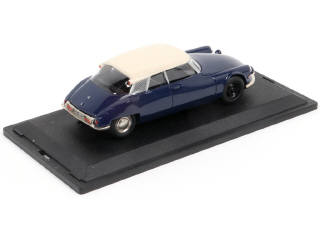 Lot 308 - PARADCAR (FRANCE) (1)