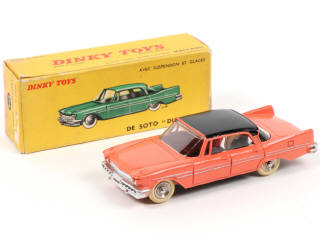 Lot 419 - DINKY TOYS (FRANCE) (1)