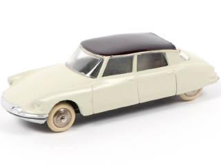 Lot 407 - DINKY TOYS (FRANCE) (1)