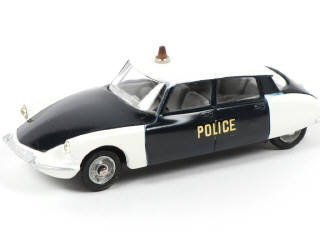 Lot 409 - DINKY TOYS (FRANCE) (1)