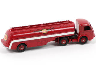 Lot 414 - DINKY TOYS (FRANCE) (1)