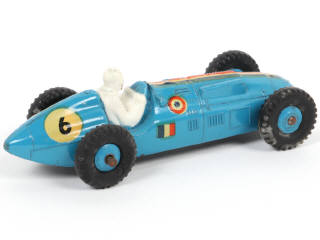 Lot 394 - DINKY TOYS (GB) (1)