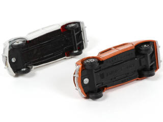 Lot 386 - DINKY TOYS (2)