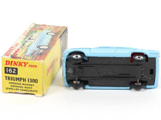 Lot 396 - DINKY TOYS (GB) (1)