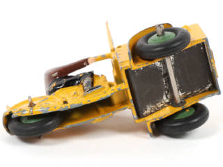 Lot 404 - DINKY TOYS (FRANCE) (1)