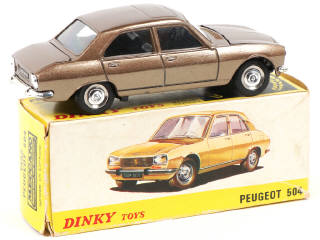 Lot 428 - DINKY TOYS (FRANCE) (1)