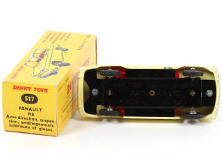 Lot 418 - DINKY TOYS (FRANCE) (1)