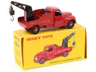Lot 430 - DINKY TOYS (FRANCE) (1)