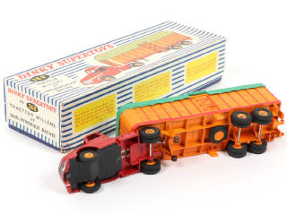 Lot 431 - DINKY TOYS (FRANCE) (1)
