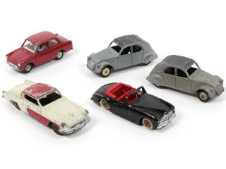 Lot 441 - DINKY TOYS (FRANCE) (5)