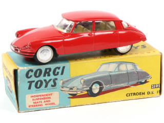 Lot 131 - CORGI TOYS (GB) (1)