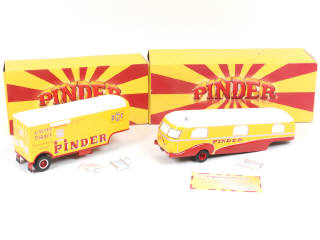 Lot 140 - DIREKT COLLECTIONS (CH) (2)