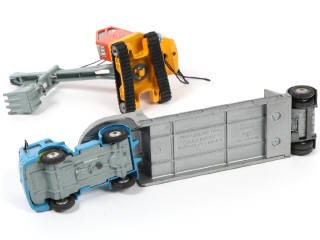 Lot 246 - CORGI TOYS (GB) (1)