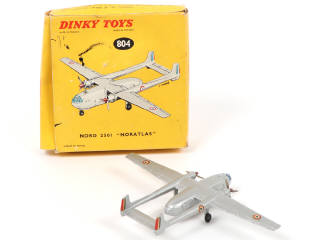 Lot 395 - DINKY TOYS (FRANCE) (1)