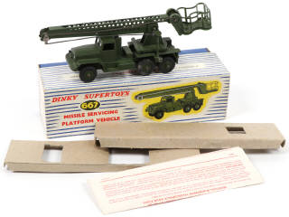 Lot 350 - DINKY TOYS (GB) (1)