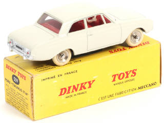Lot 364 - DINKY TOYS (FRANCE) (1)