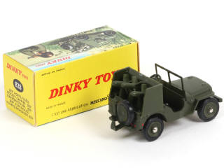 Lot 387 - DINKY TOYS (FRANCE) (1)