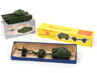 Lot 351 - DINKY TOYS (GB) (2)