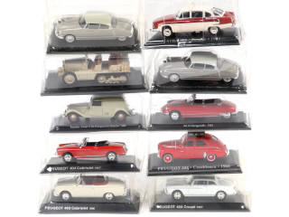 Lot 130 - DIVERS (10)