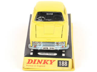 Lot 348 - DINKY TOYS (GB) (1)