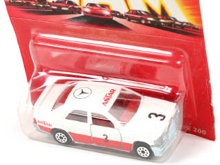 Lot 109 - MAJORETTE (FRANCE) (1)