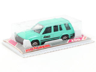 Lot 211 - MAJORETTE (FRANCE) (1)