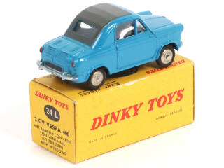Lot 383 - DINKY TOYS (FRANCE) (1)