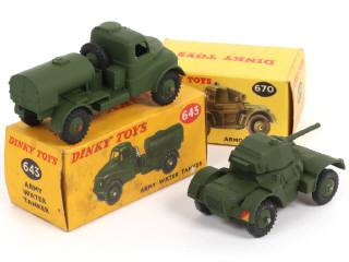 Lot 365 - DINKY TOYS (GB) (2)