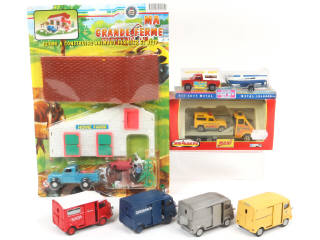 Lot 81 - DIVERS (7)