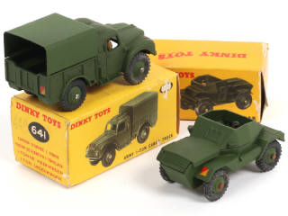 Lot 363 - DINKY TOYS (GB) (2)
