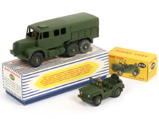 Lot 366 - DINKY TOYS (GB) (2)