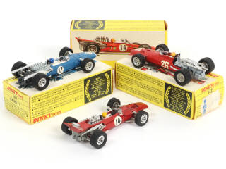 Lot 421 - DINKY TOYS (FRANCE) (3)