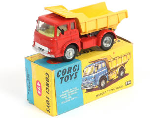 Lot 243 - CORGI TOYS (GB) (1)