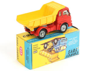 Lot 243 - CORGI TOYS (GB) (1)