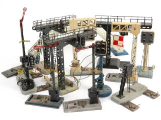 Lot 59 - DIVERS (Ecartement O) (13)