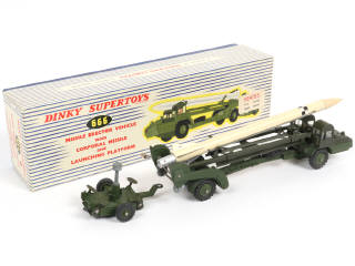 Lot 358 - DINKY TOYS (GB) (1)