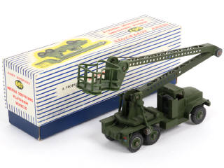 Lot 359 - DINKY TOYS (GB) (1)