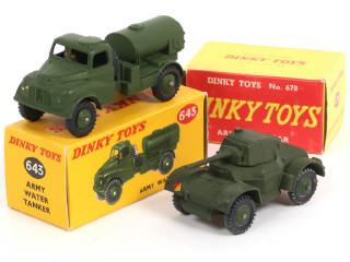 Lot 364 - DINKY TOYS (GB) (2)