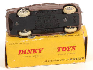 Lot 387 - DINKY TOYS (FRANCE) (1)